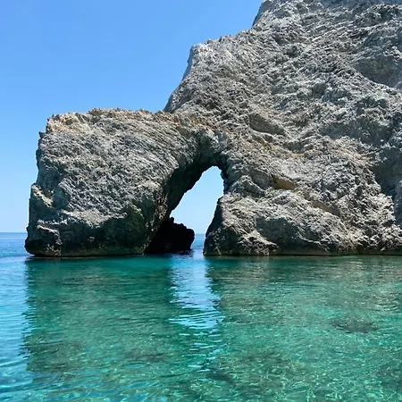 Nyaraló Raphael Living-olga