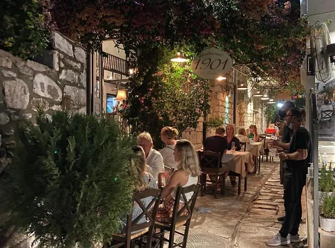 Holiday home Raphael Living-olga