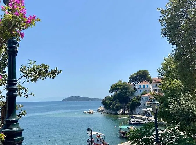 Raphael Living-olga Skiathos Town